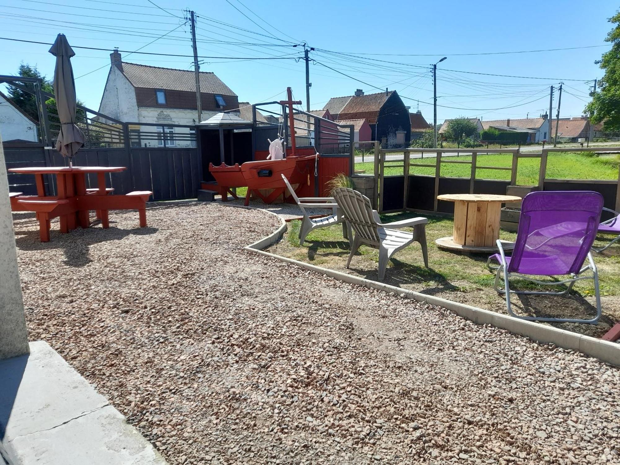 Le Gite Des 4 Saisons Maison De Vacances Avec Parking Et Jardin Saint-Omer  Camera foto